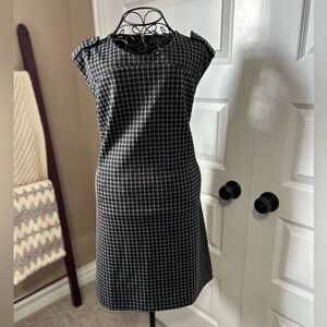 Banana Republic Mod Sleeveless Shift Dress with Polka Dots